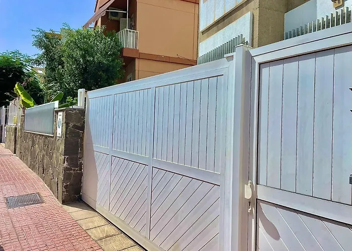 公寓 Brisas Penthouse By Sunhousescanarias